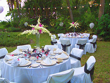 Outdoor Wedding Tables